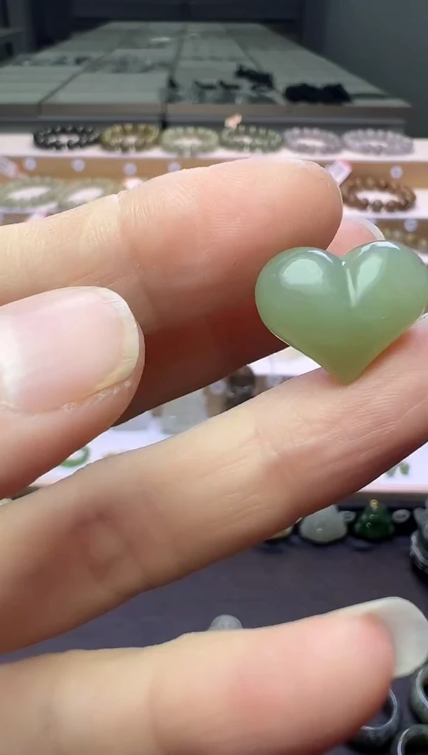 颈饰未镶嵌和田玉168号链接