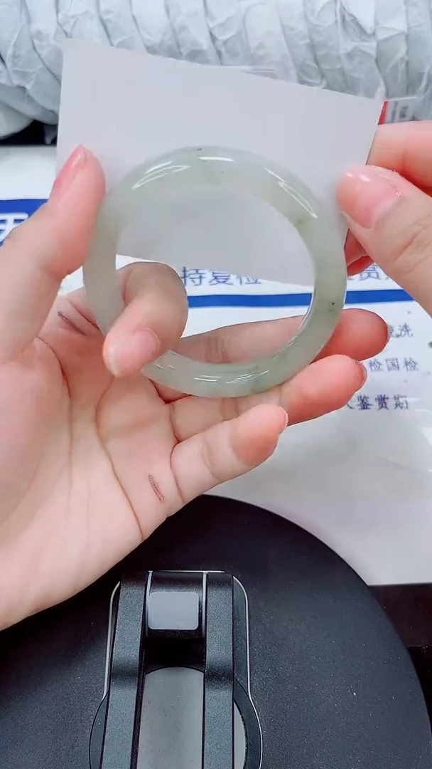 未镶嵌手镯石英质玉87-52/53