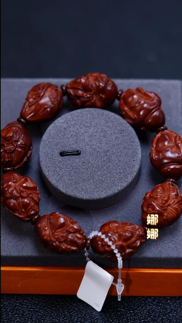 吊坠橄榄核林**静橄榄核