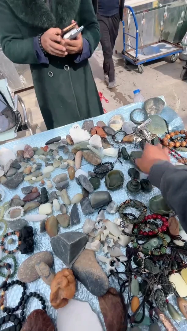 未镶嵌和田玉挂件和田玉