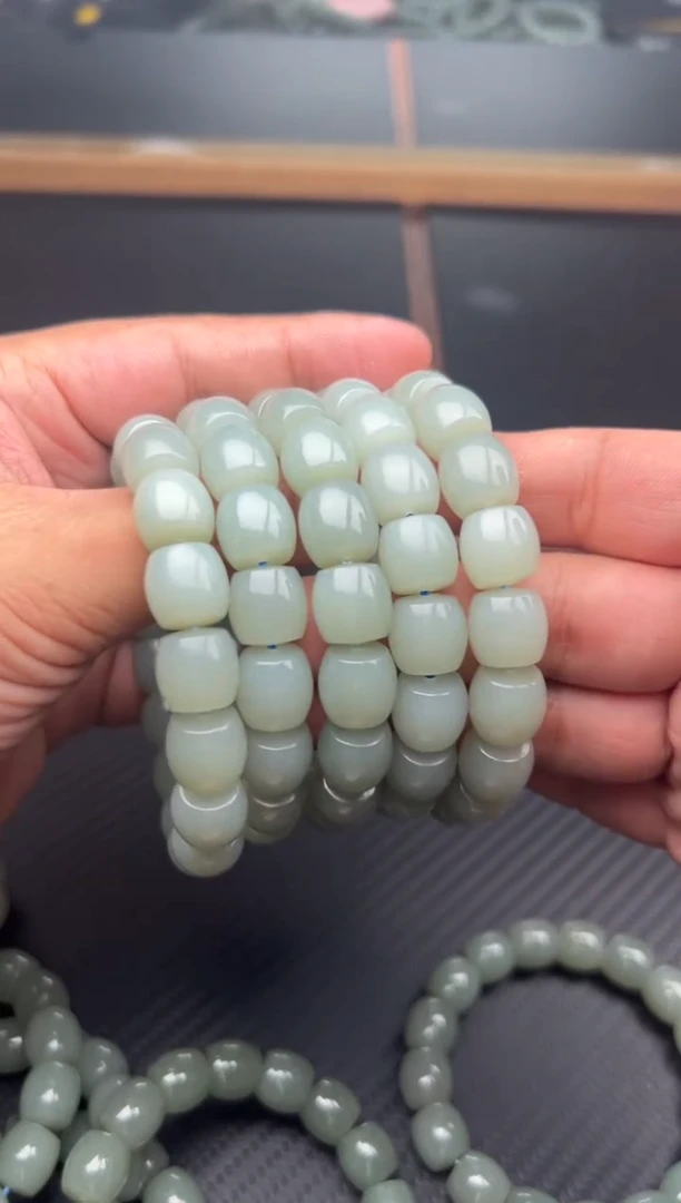 手串未镶嵌和田玉且末微色差近矿卡12J多样性发货拍一发一