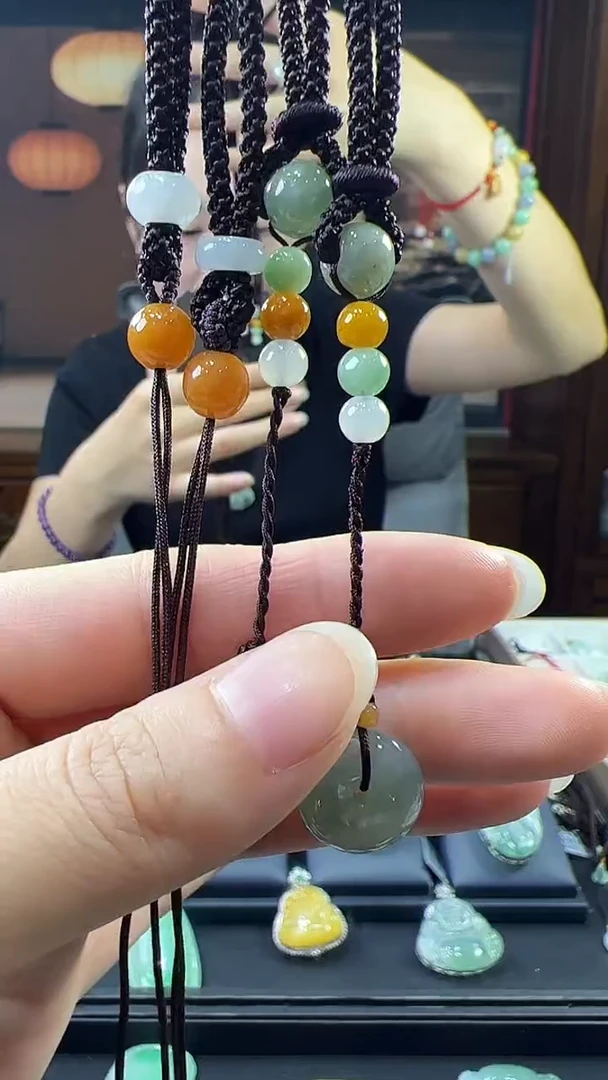 未镶嵌挂件翡翠美背（多样性发其一）
