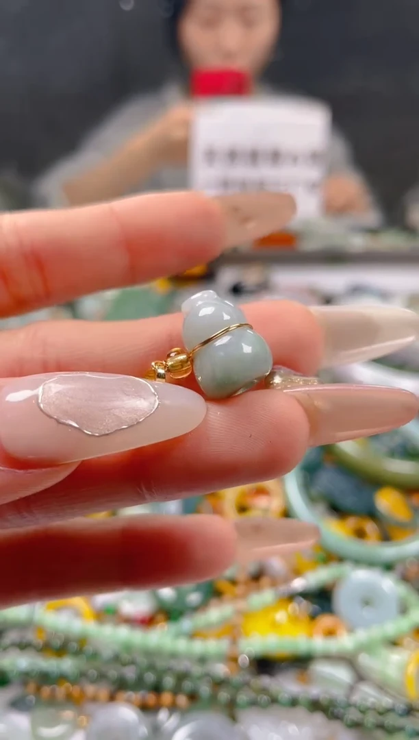 【闪购商品】翡翠颈饰未镶嵌/A/翡翠A货一图一物