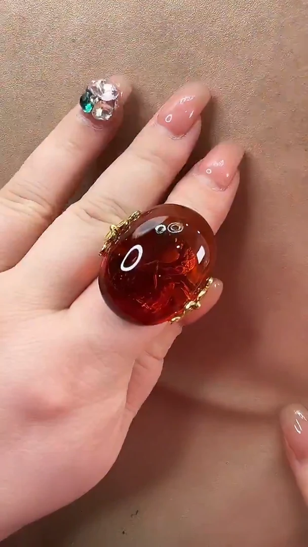 琥珀颈饰未镶嵌戒指