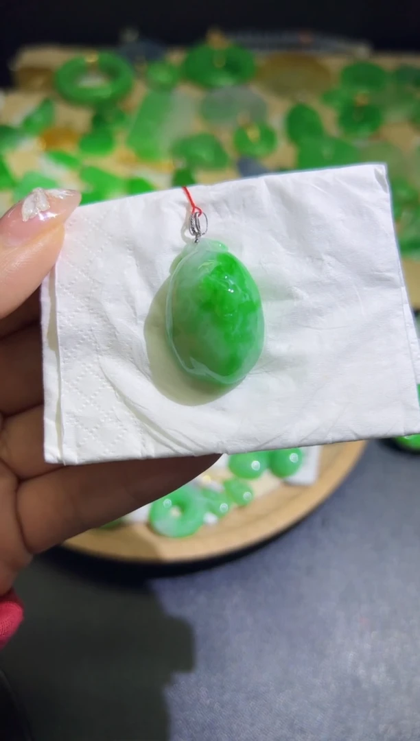 【闪购商品】翡翠颈饰18K金镶嵌Q缅料A货翡翠/支持复检/一件