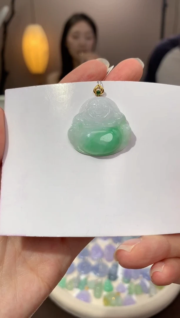 翡翠18K金镶嵌颈饰天然缅甸a货翡翠