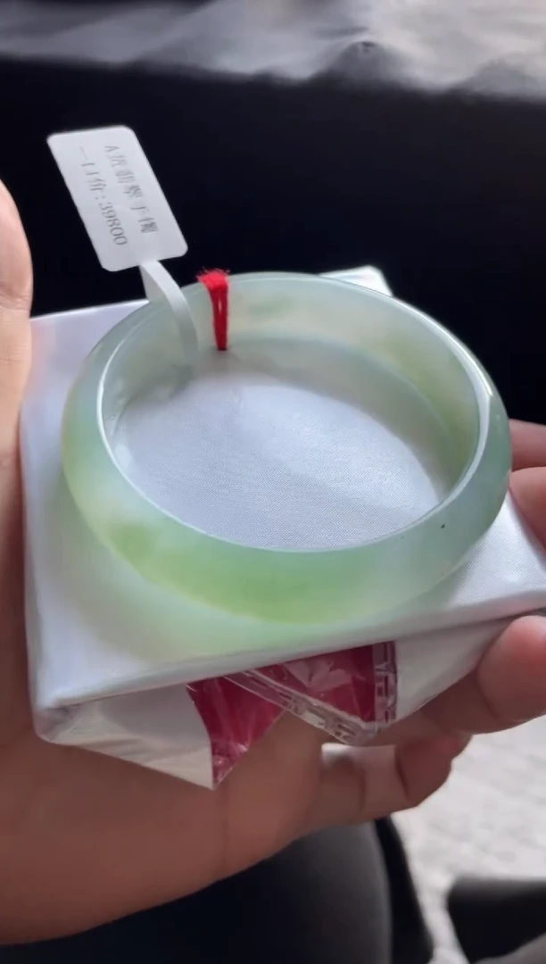 未镶嵌手镯翡翠三天鉴赏期
