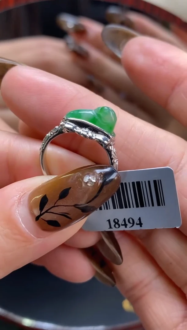 颈饰银S925镶嵌翡翠18494