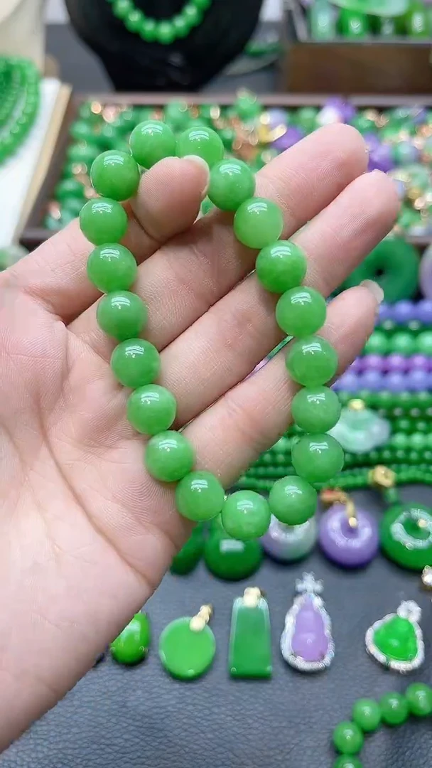 颈饰未镶嵌翡翠10mm绿串
