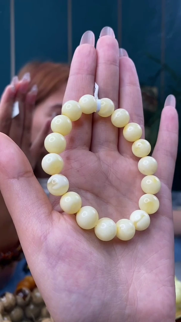 裸石琥珀未镶嵌10/3多样性发其一171