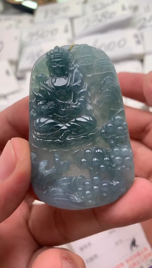 【闪购商品】翡翠颈饰未镶嵌虚空藏