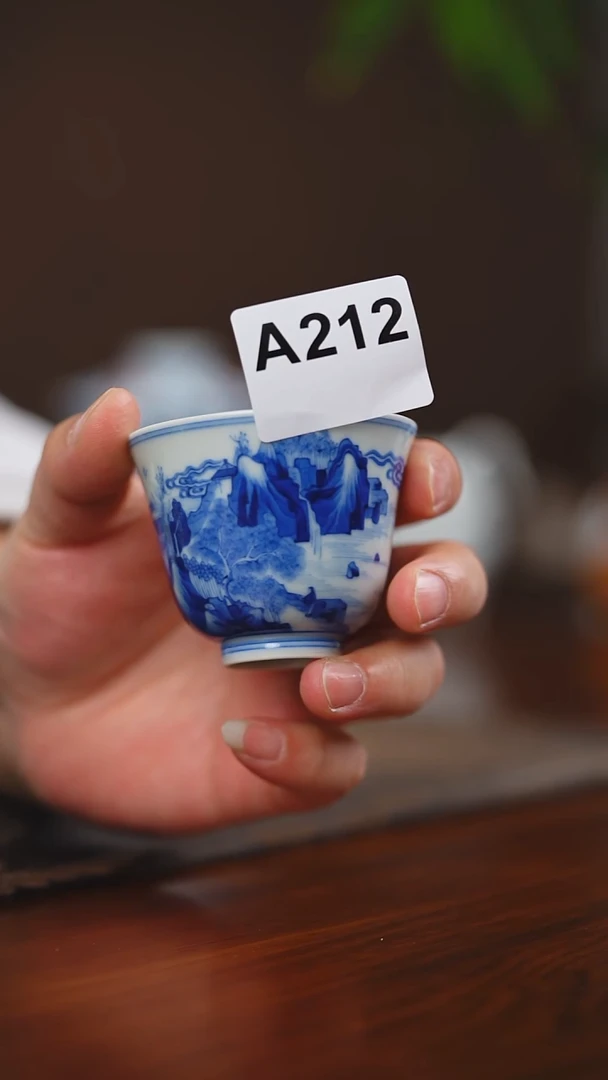 其他瓷天心雅器仿康熙山水单杯