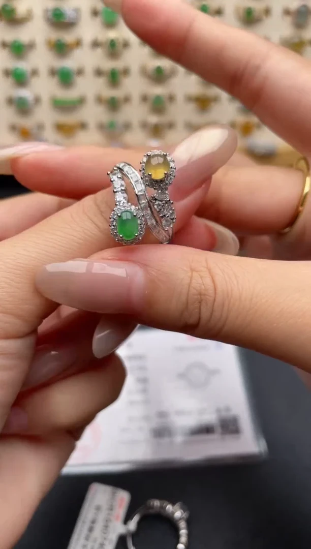 银S925镶嵌戒指翡翠一物一证一礼盒