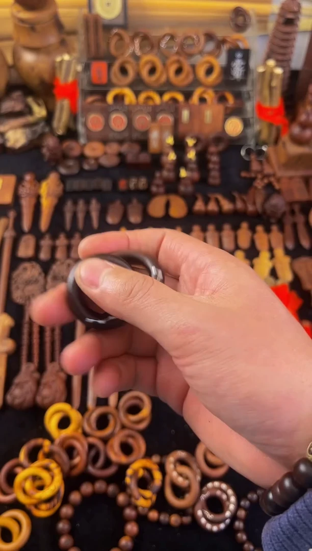 【闪购商品】木枣木玉化镶嵌银小乾坤圈吊坠