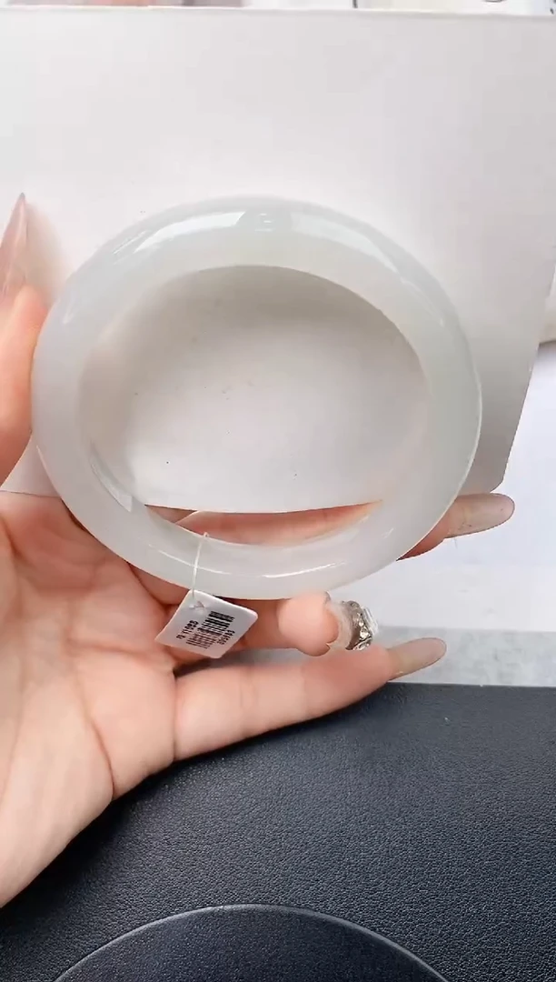 未镶嵌手镯石英质玉w177-B61+