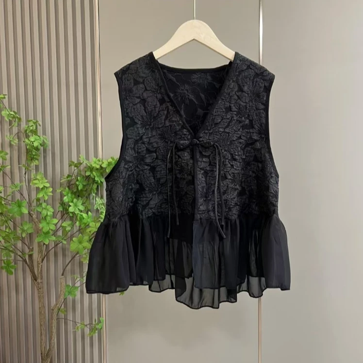 550/秋季百搭复古马甲蕾丝轻奢小众无袖设计感马夹