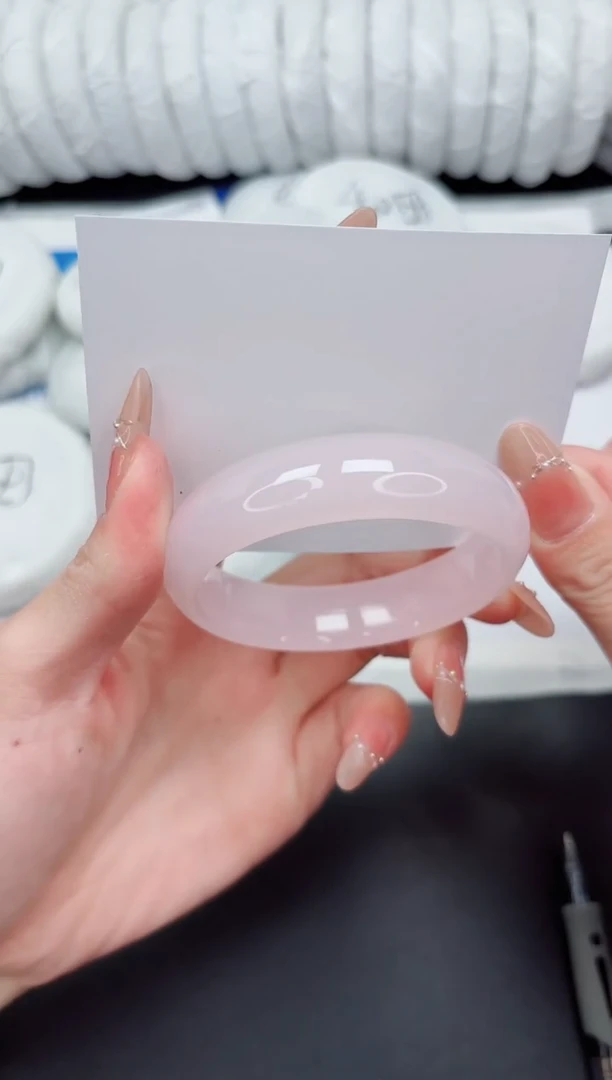 未镶嵌手镯石英质玉164-55.4BF