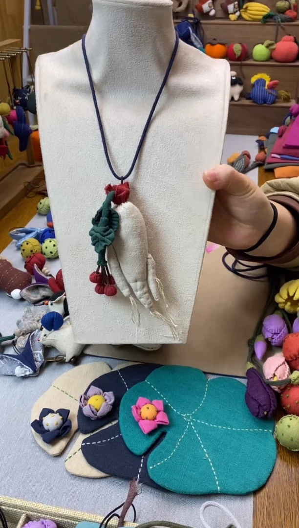 布艺项链（人参花）