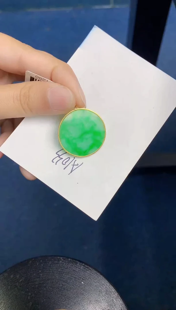 【闪购商品】翡翠颈饰18K金镶嵌000000000