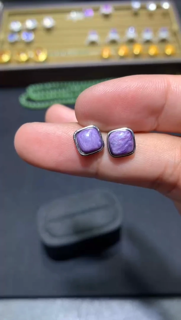 未镶嵌查罗石耳钉G95【多样性发其一】