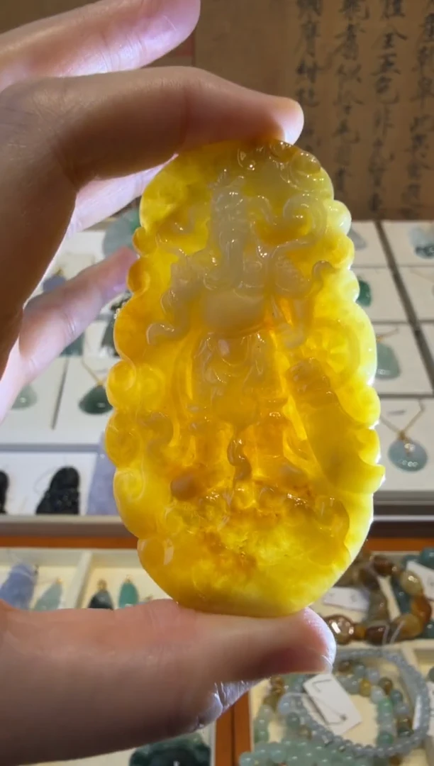 翡翠挂件未镶嵌A货翡翠多样性孤品