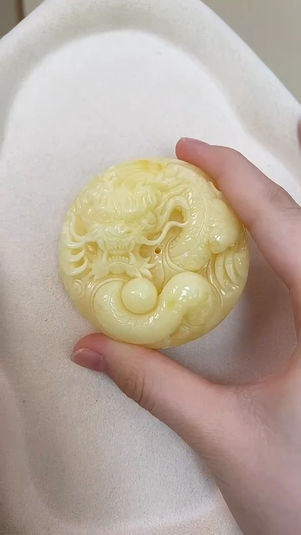 琥珀颈饰未镶嵌吊坠