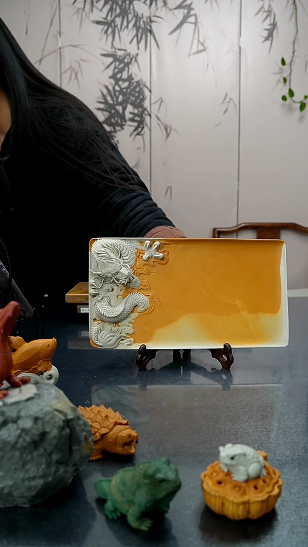 【闪购商品】31公分松花石立体龙干泡