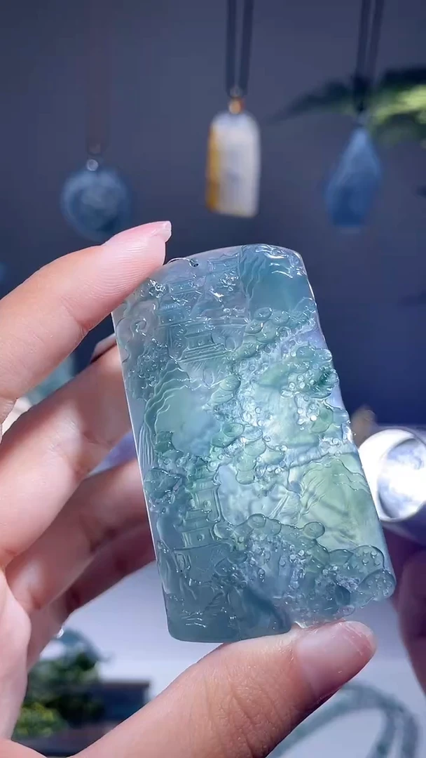 颈饰未镶嵌翡翠山水
