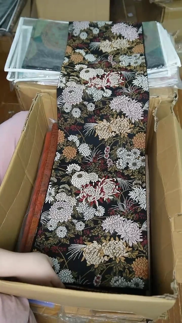织绣8细密织菊之宴