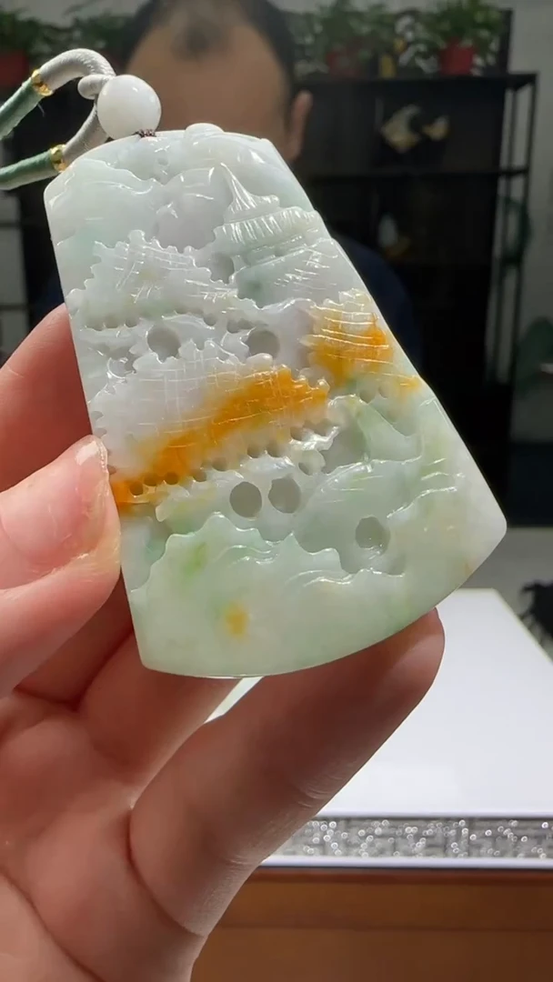 【闪购商品】翡翠颈饰未镶嵌天然翡翠A货吊坠