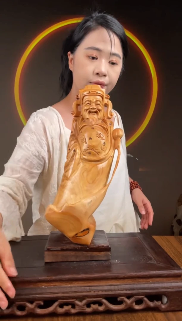 柏木（崖柏）手工摆件,先抢先得! 编号:306