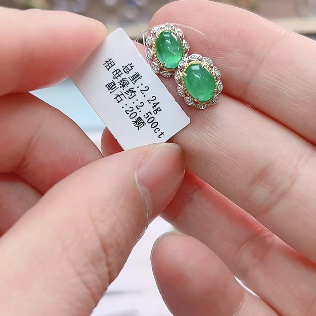 18k天然祖母绿耳钉