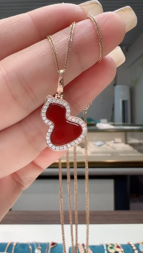 【闪购商品】钻石吊坠(不含链)18K金镶嵌满钻红葫芦吊坠