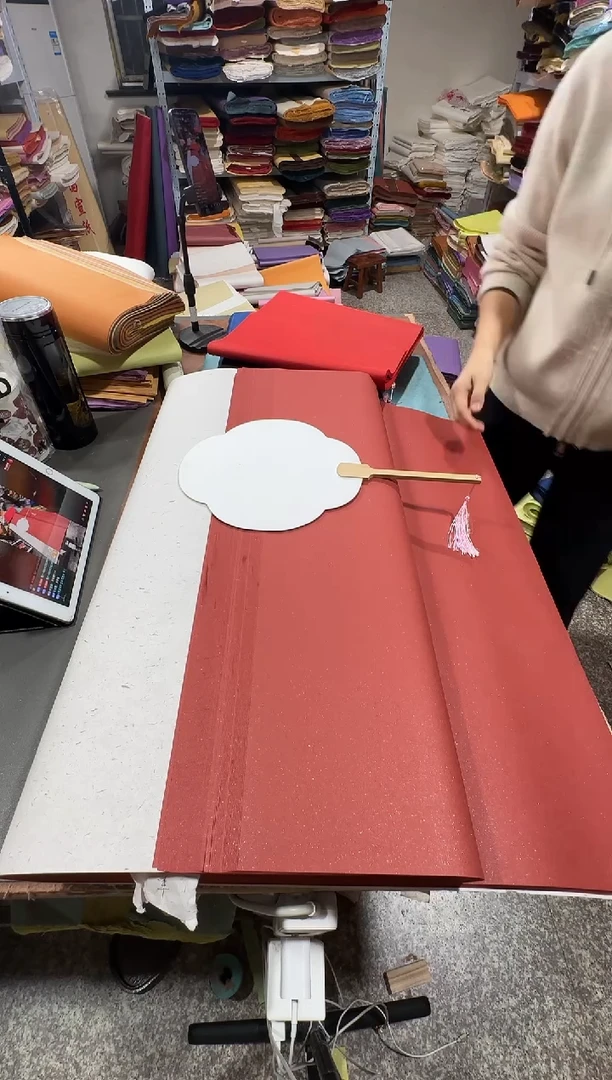 四尺 酒红色半熟宣纸真银50张