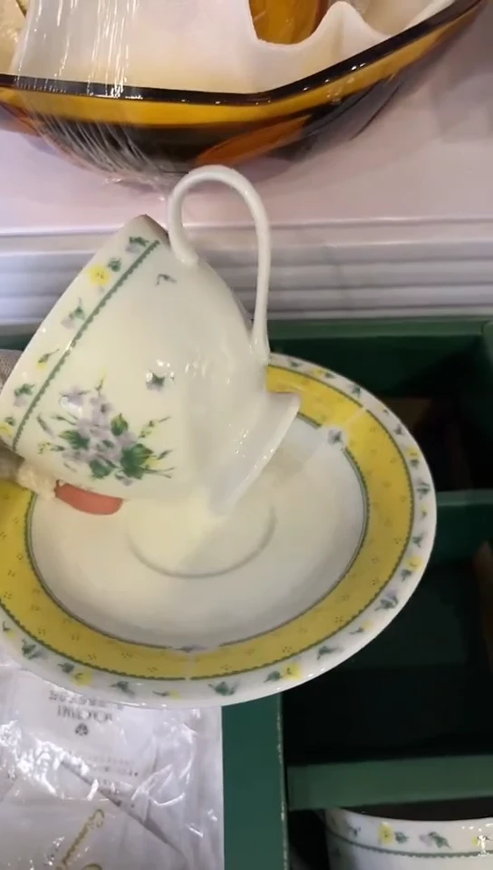 【闪购商品】中古回流瓷器好看，谨慎参拍