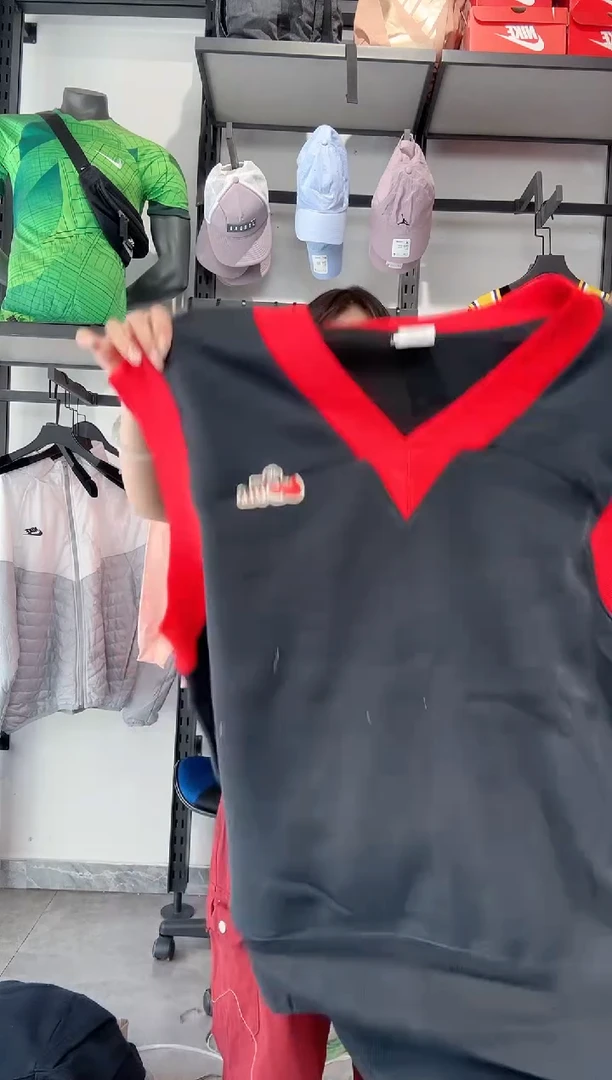 1532  编码 瑕疵款直播间过款为准 尺码 XL