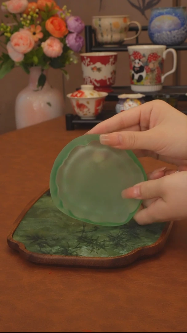 福利品 绿色琉璃杯垫