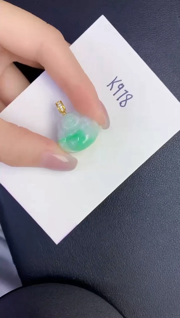 颈饰未镶嵌翡翠缅甸天然翡翠A货