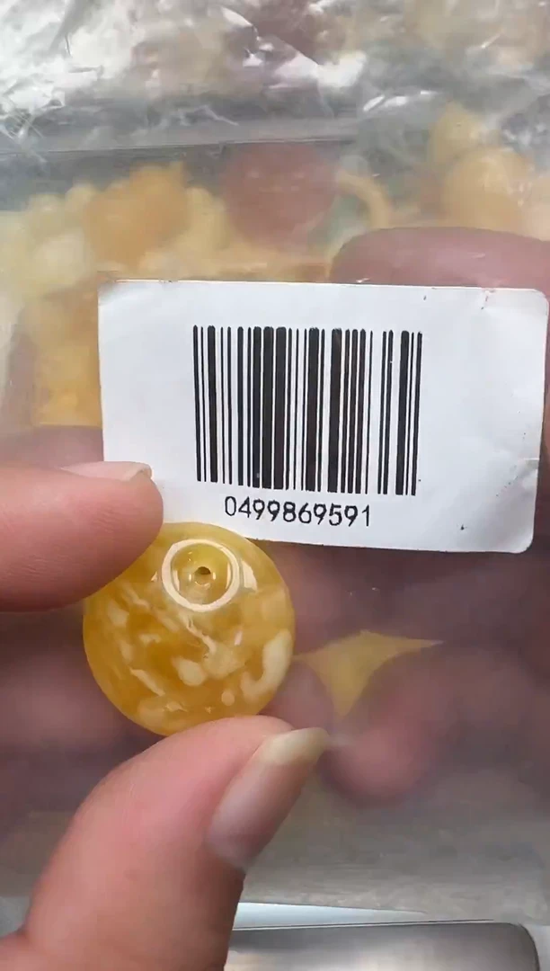 裸石琥珀未镶嵌如图