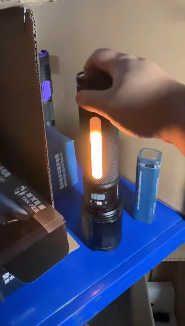 【三色穿天炮】可钓鱼可露营多色激光炮-带超亮侧灯