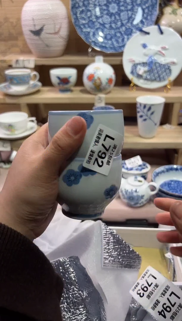 瓷片€               L792