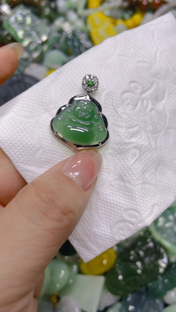 颈饰未镶嵌翡翠/L/翡翠A货，一件也是批发价