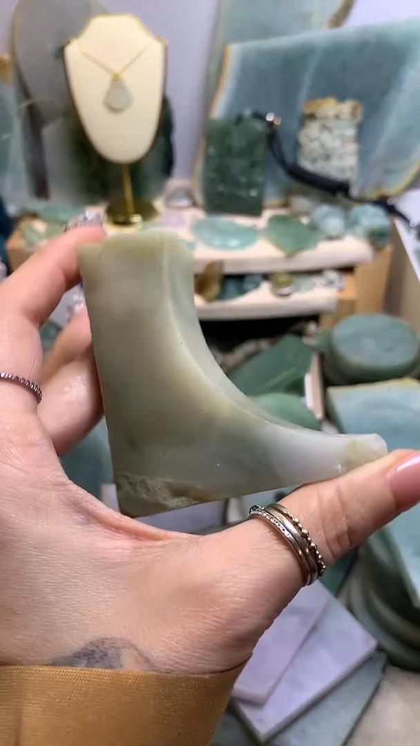 【闪购商品】翡翠挂件未镶嵌缅甸A货翡翠，没有运费险