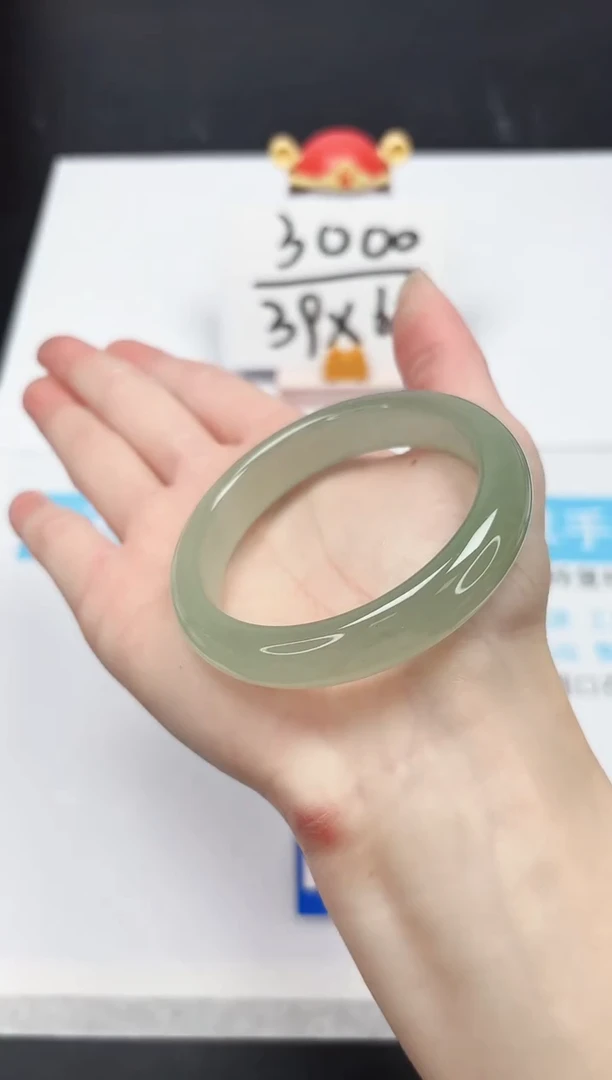 【闪购商品】石英质玉手镯未镶嵌A31-54.6