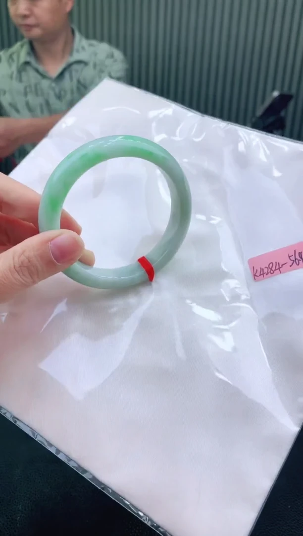 未镶嵌手镯翡翠58