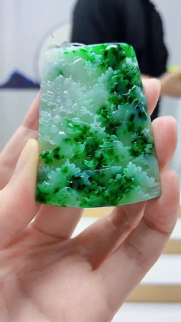 未镶嵌定制翡翠4688zm-毛货挂件山水47