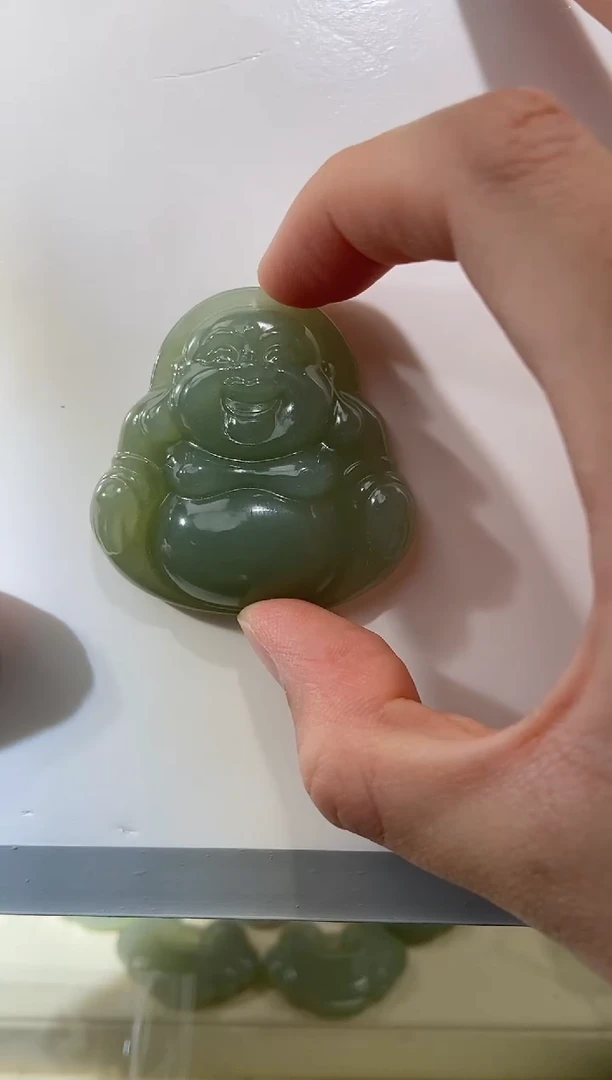 【闪购商品】和田玉吊坠(赠链)未镶嵌和田玉佛公吊坠