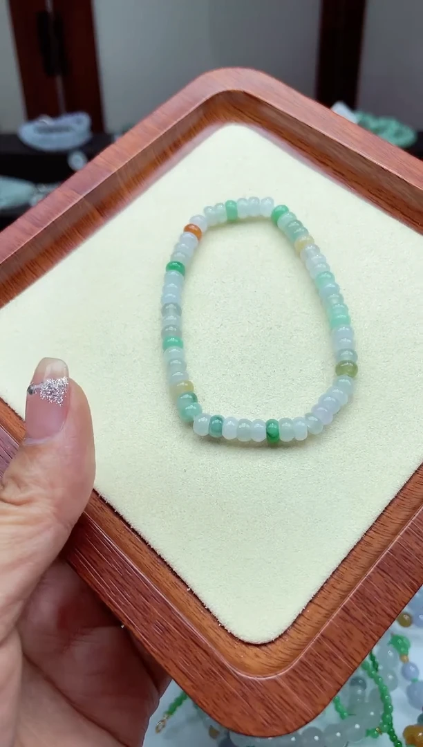 【闪购商品】翡翠手链未镶嵌翡翠