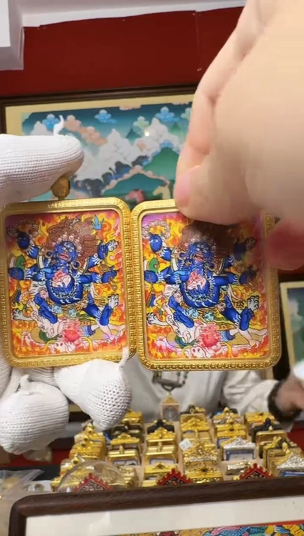 吊坠大黑-热贡元旦唐卡画院 周毛