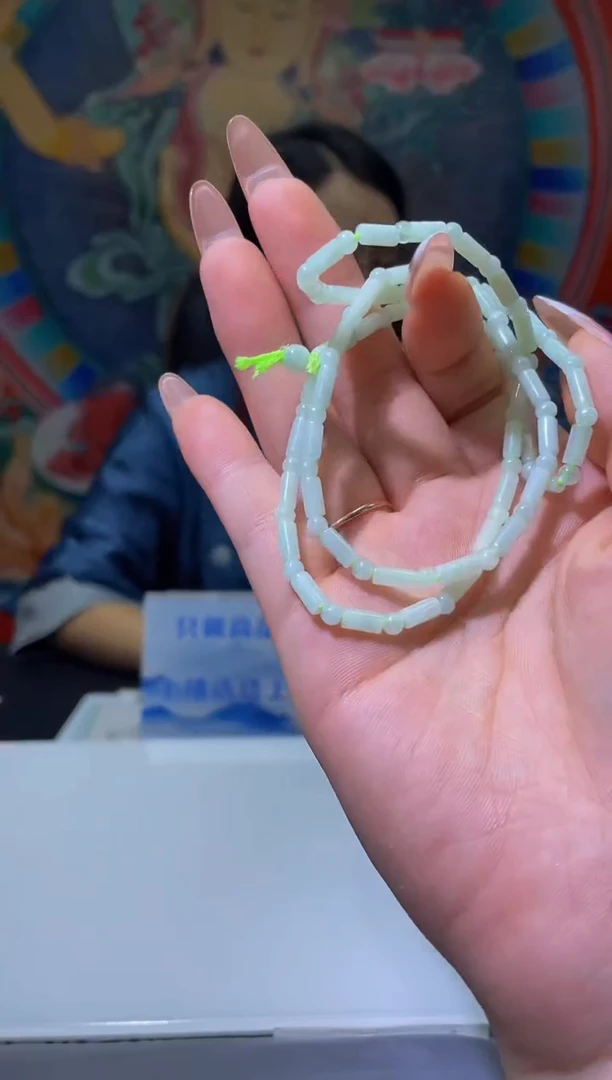 翡翠未镶嵌颈饰MFC0604043